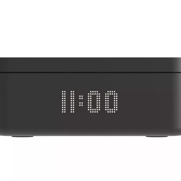 KEEP Intelligent Storage - Smart Biometric Lockbox Ai Technology - Retail $499 - Picture 6 of 6